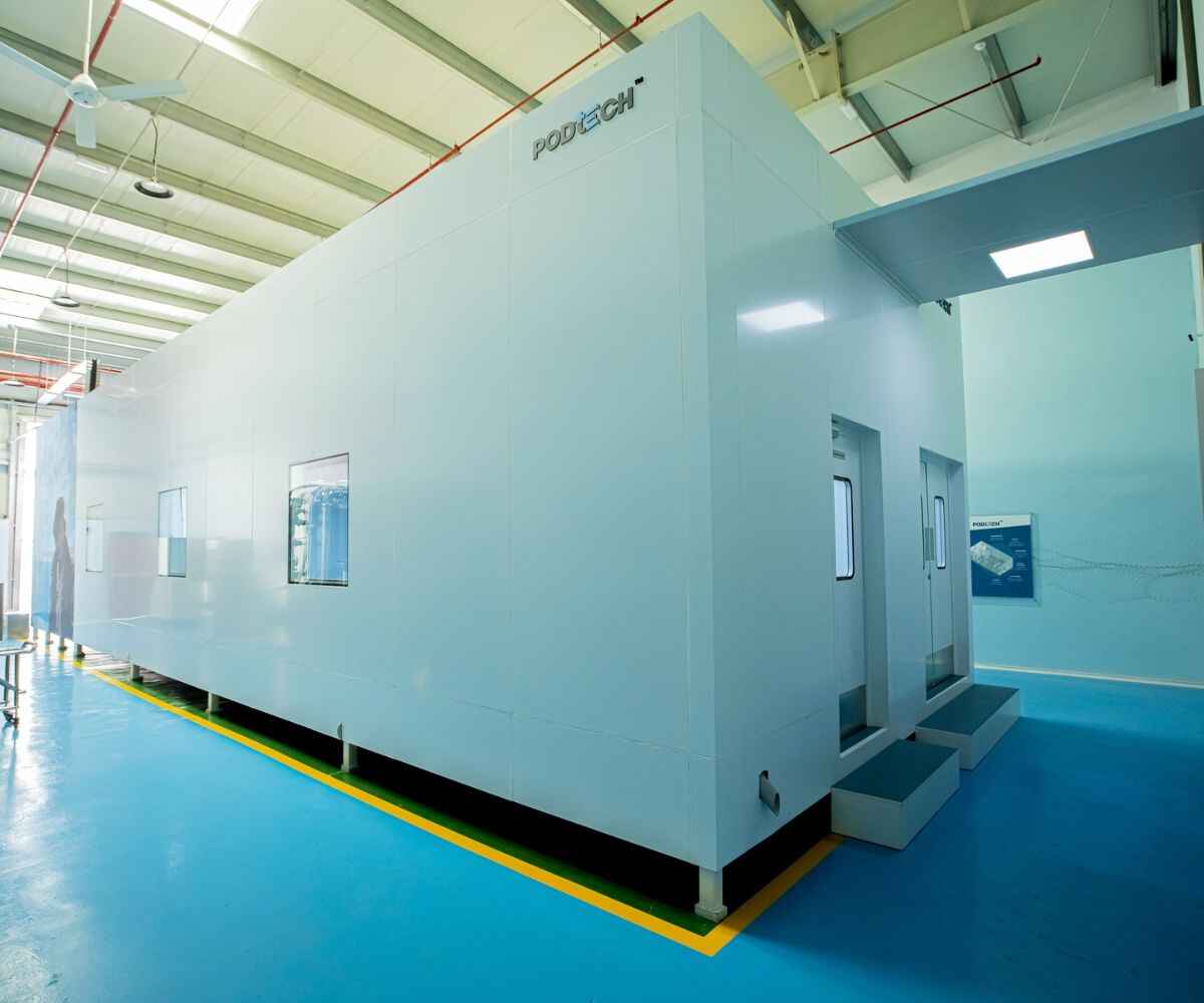 Modular cleanroom systems