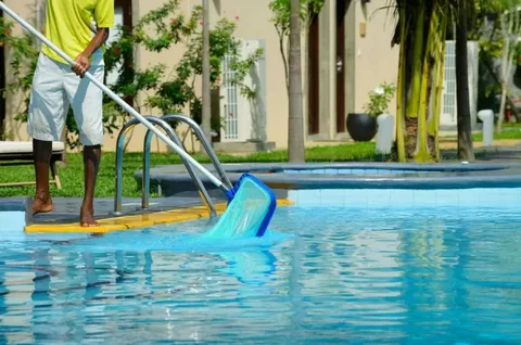 5 Secret Tips For Keeping Your Swimming Pool Clean, Beautiful, and Inviting At All Times