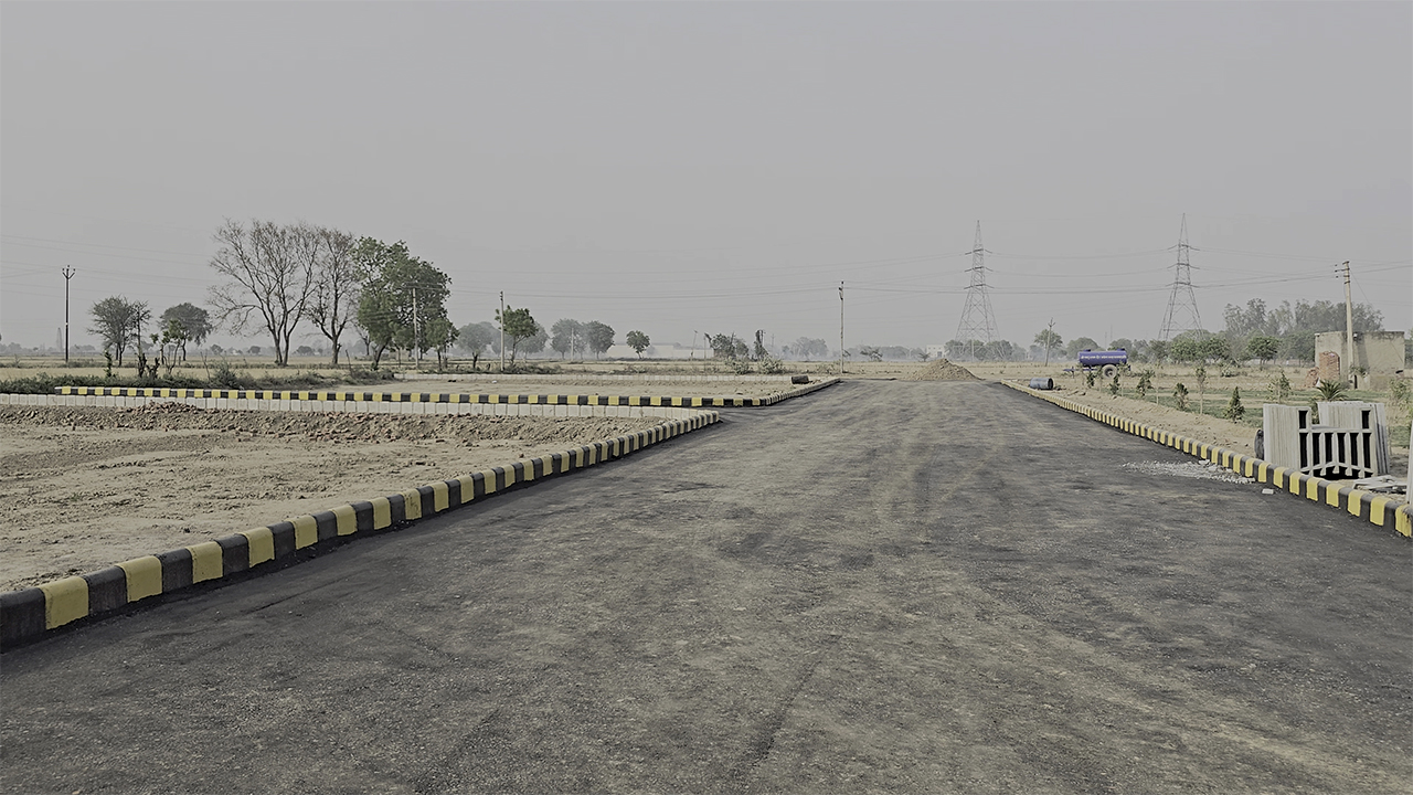 Plot Near Jewar Airport