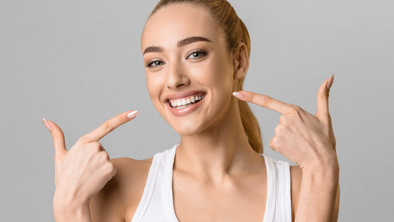 Hollywood Smile makeover in Dubai