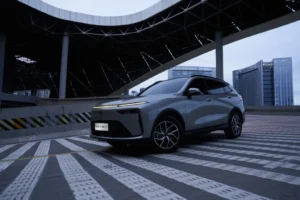 Chinese hybrid cars UAE